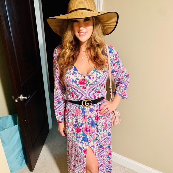 Hi I’m Ashley!! 💜🤍💛 - Picture 9 of 10